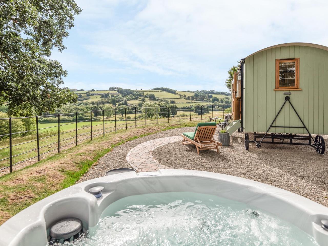 Llanbadarn Fynydd Padarn'S Hutヴィラ エクステリア 写真